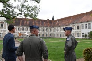 2021-09_Beseda_piloti_NATO_15